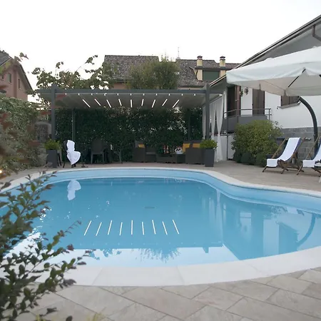 Cascina36 Bed and breakfast